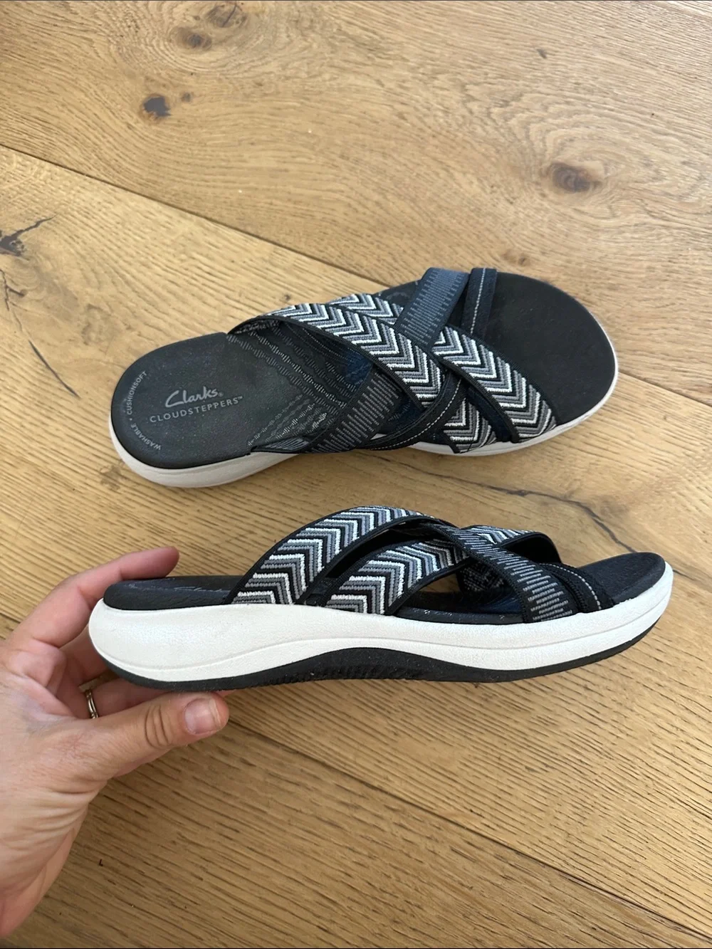 Clarks Women's Black and White Chevron Crossband Sandals 6.5